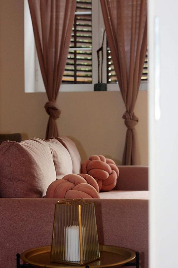 Apartman Michelangelo In The Centar Of Supetar Ngoại thất bức ảnh