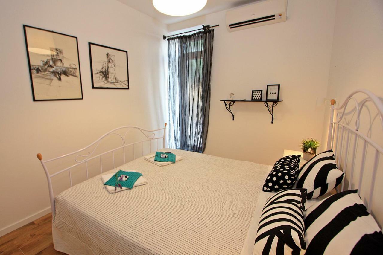 Apartman Michelangelo In The Centar Of Supetar Ngoại thất bức ảnh