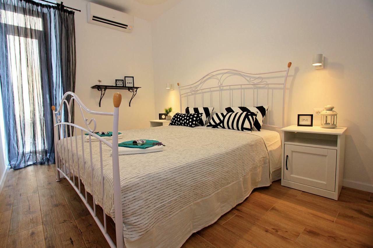 Apartman Michelangelo In The Centar Of Supetar Ngoại thất bức ảnh